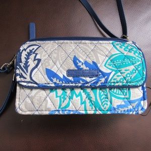 RFID All in One Crossbody